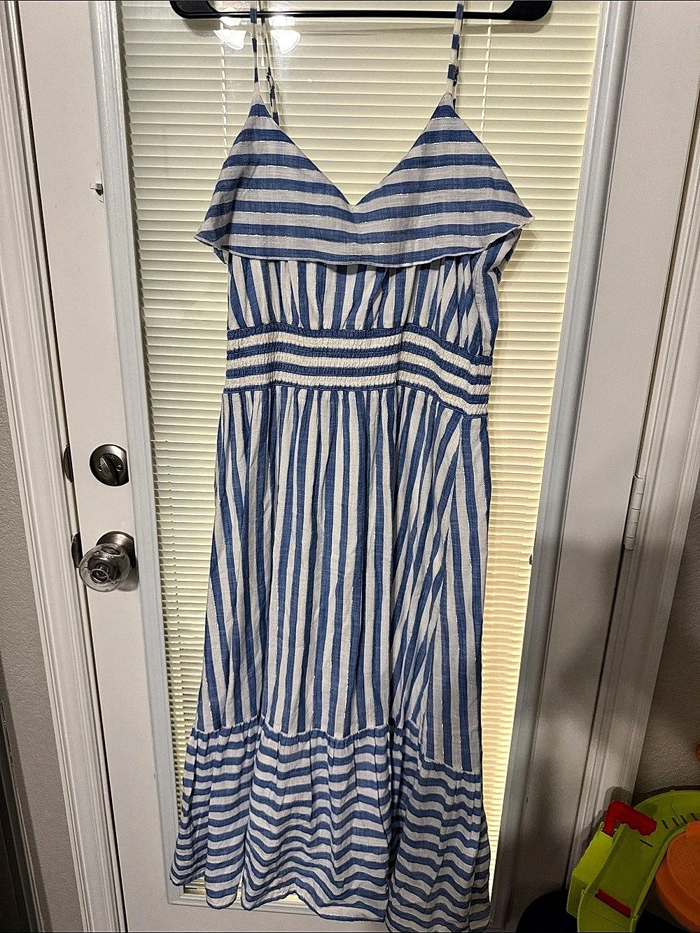 vineyard vines Metallic Stripe Ruffled Dress Blue & White Large